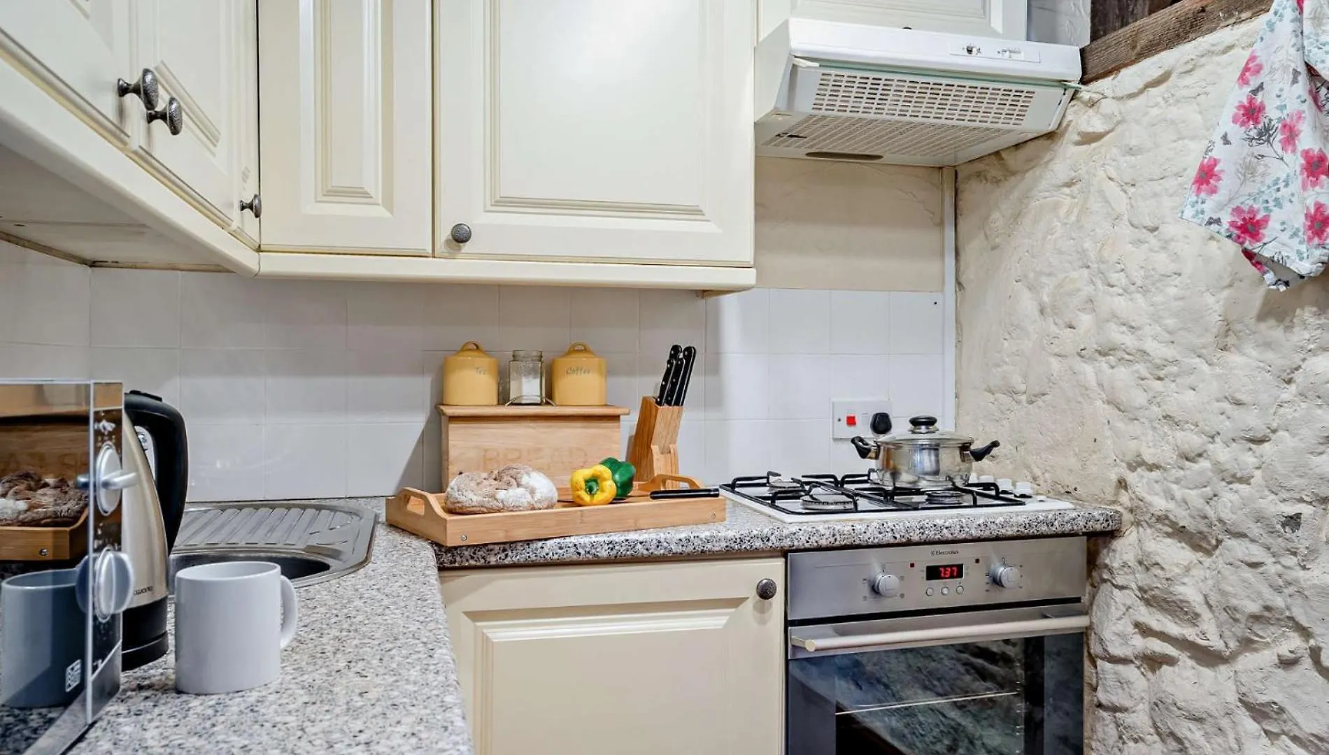 Holiday home 1 Bed Property In Gower 77980 Penclawdd